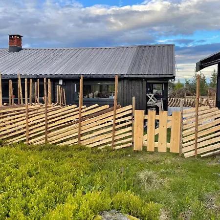 Casa de Férias Modernized Log At Ljosheim *